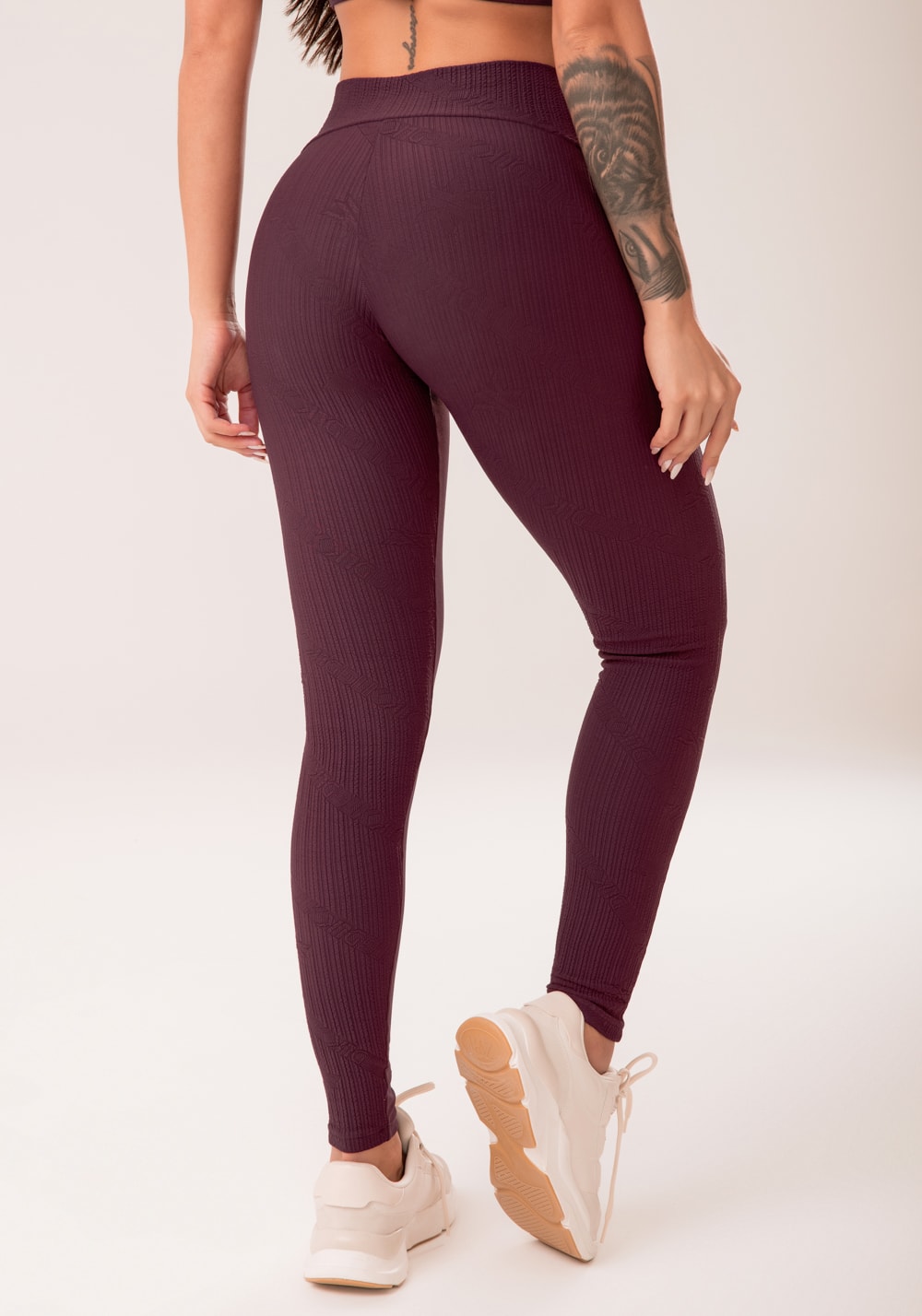 Legging fitness feminina vinho cós transpassado harmony