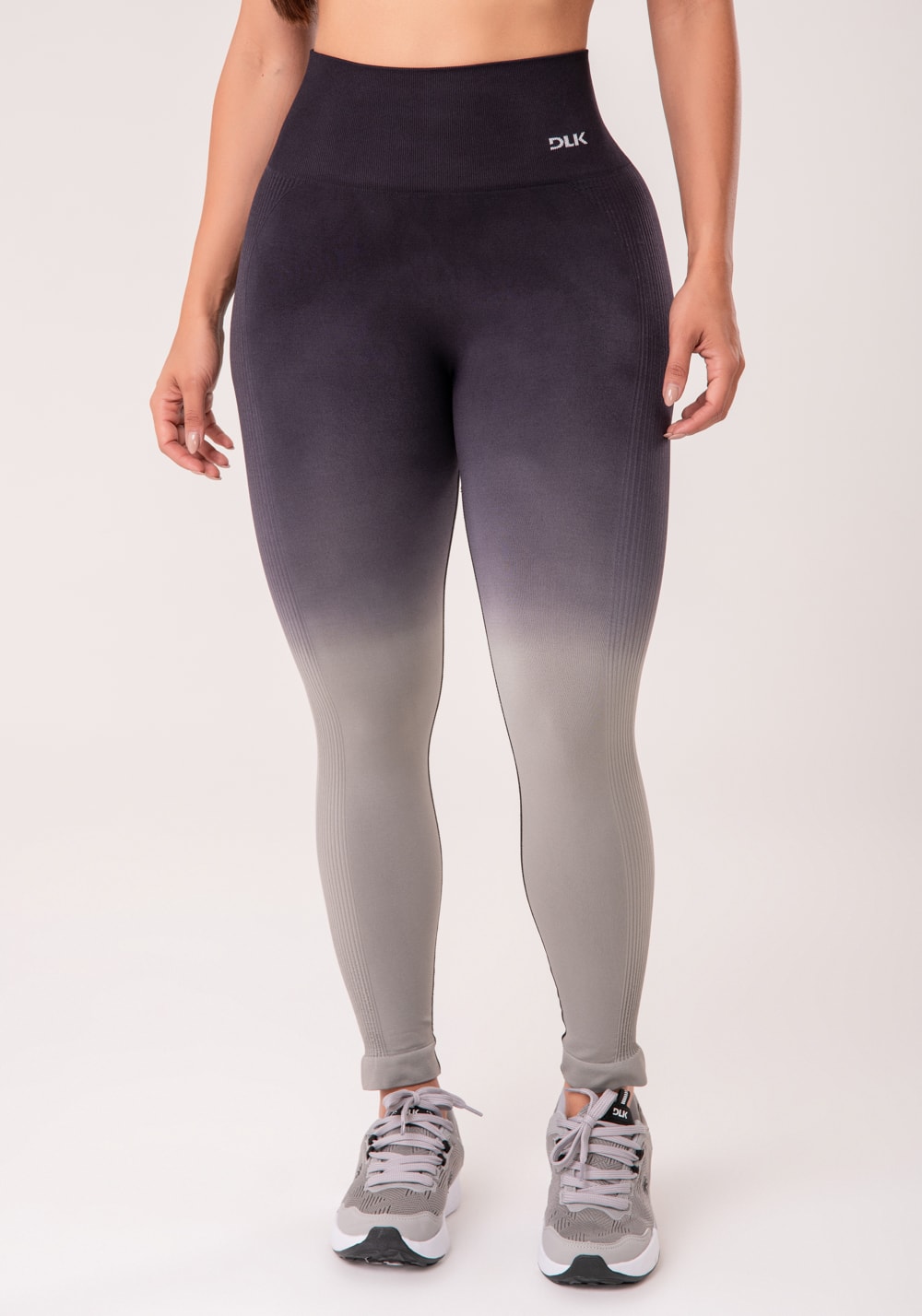 Legging fitness feminina preto degradê modela bumbum seamless+