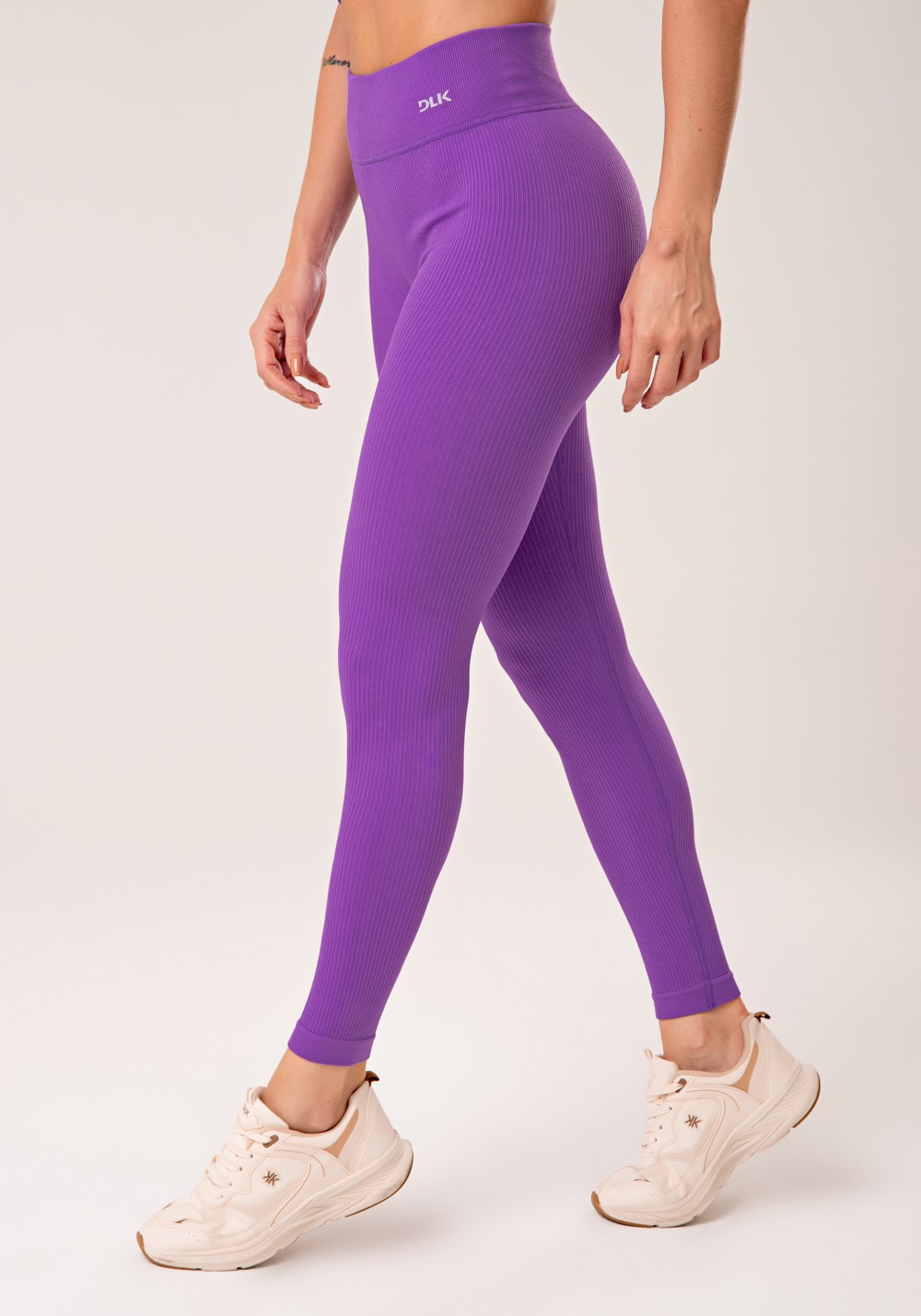 Legging fitness feminina roxo lavanda canelada com cós alto seamless+