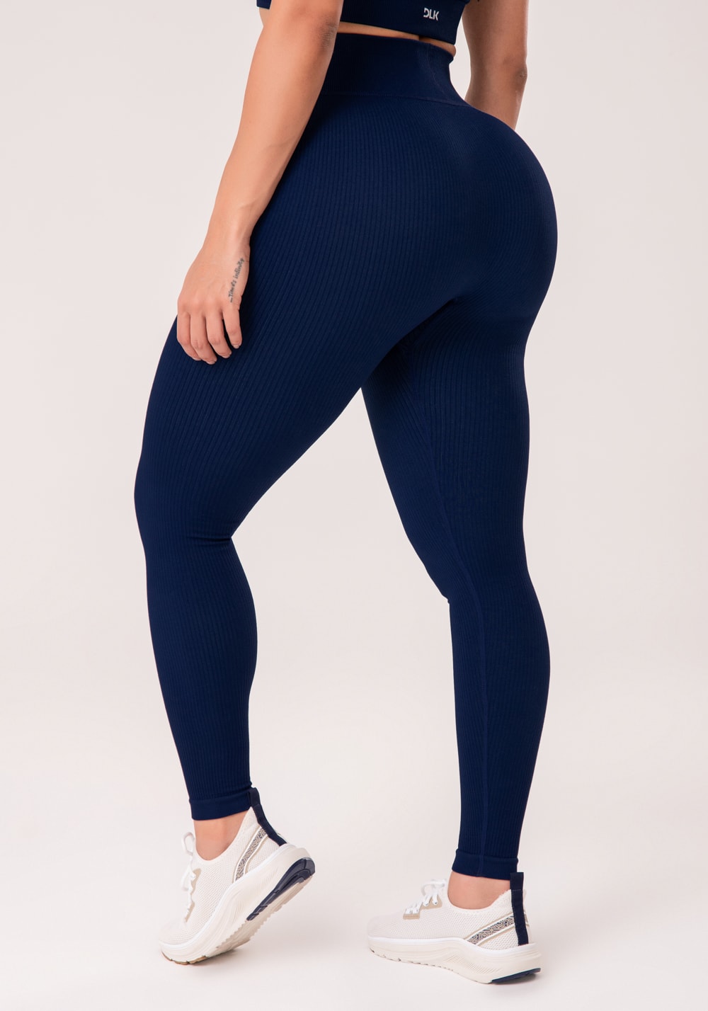 Legging fitness feminina azul marinho canelada com cós alto seamless+