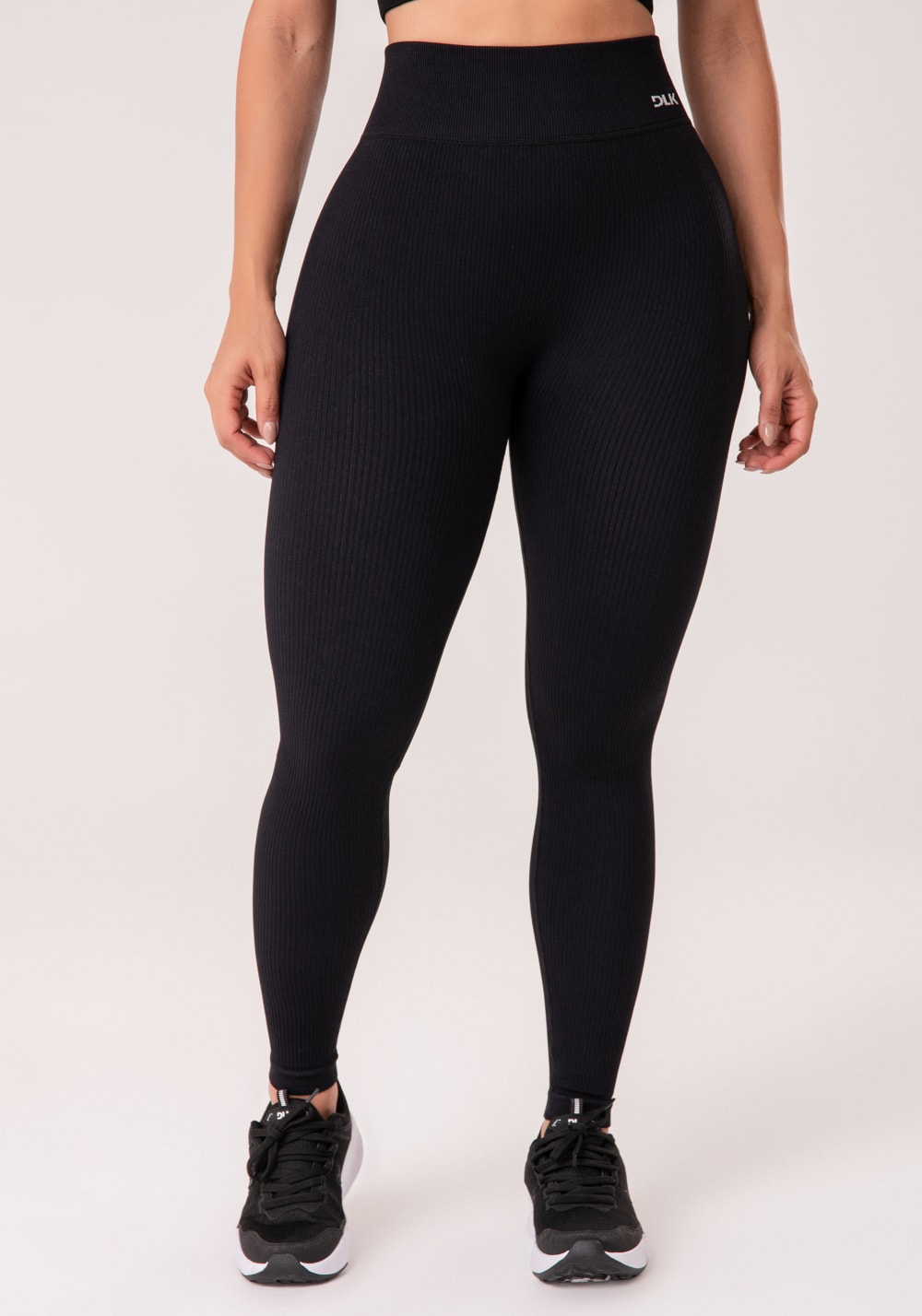 Legging fitness feminina preto canelada com cós alto seamless+