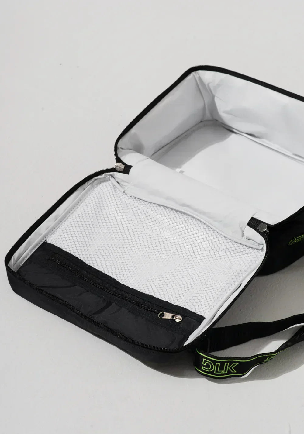 Lancheira térmica fitness feminina dlk preto