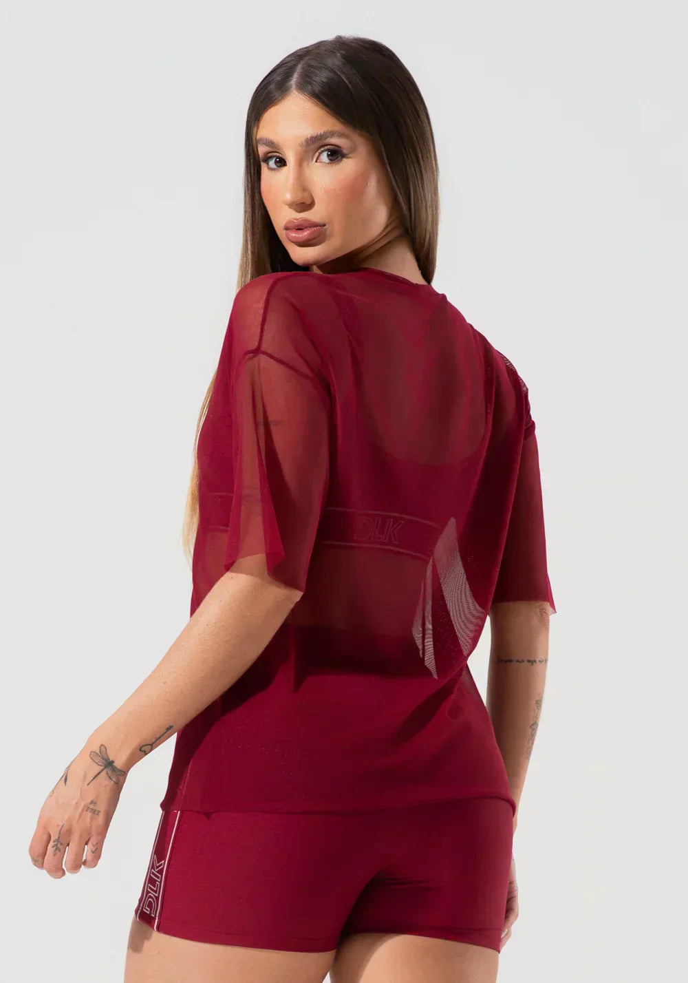 Blusa t-shirt fitness feminina de tule activity dlk vinho