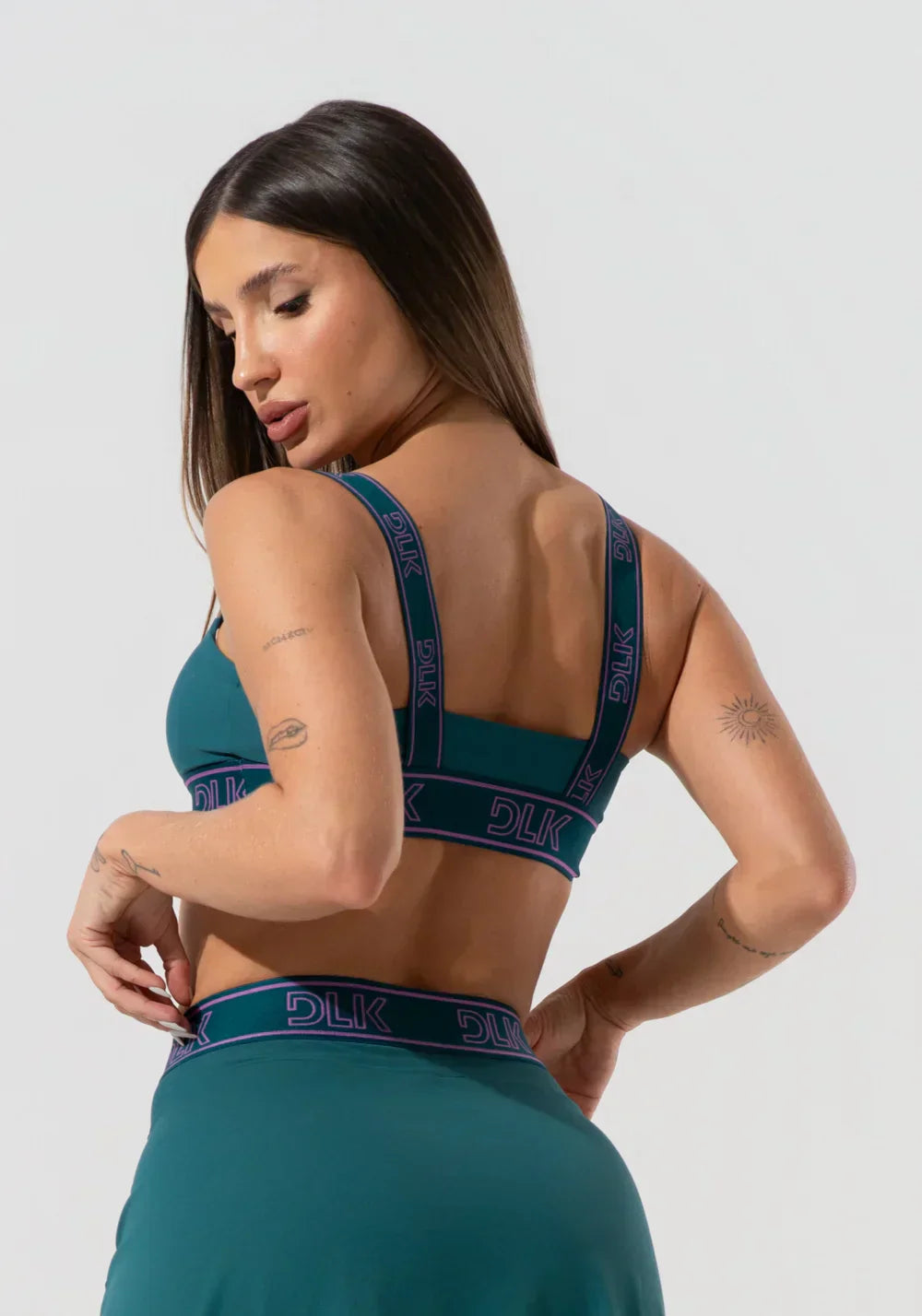 Kit Top fitness com bojo + Short activity