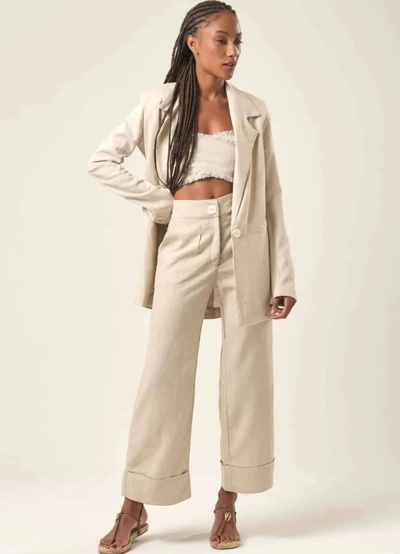 Blazer de linho areia Roberta