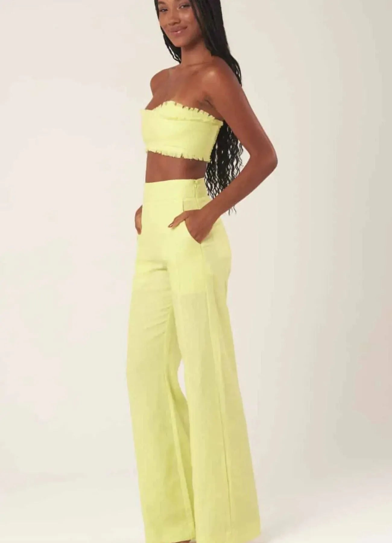 Calça de linho verde-melão Gisela