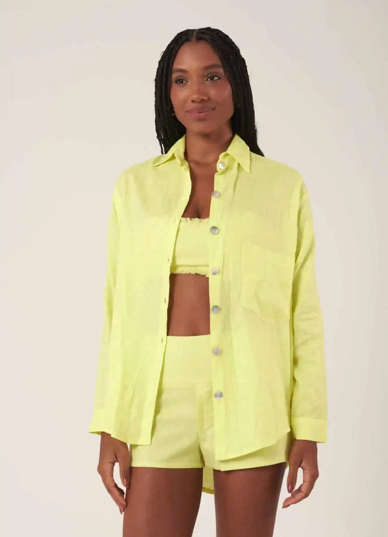 Camisa de linho verde-melão Ísis