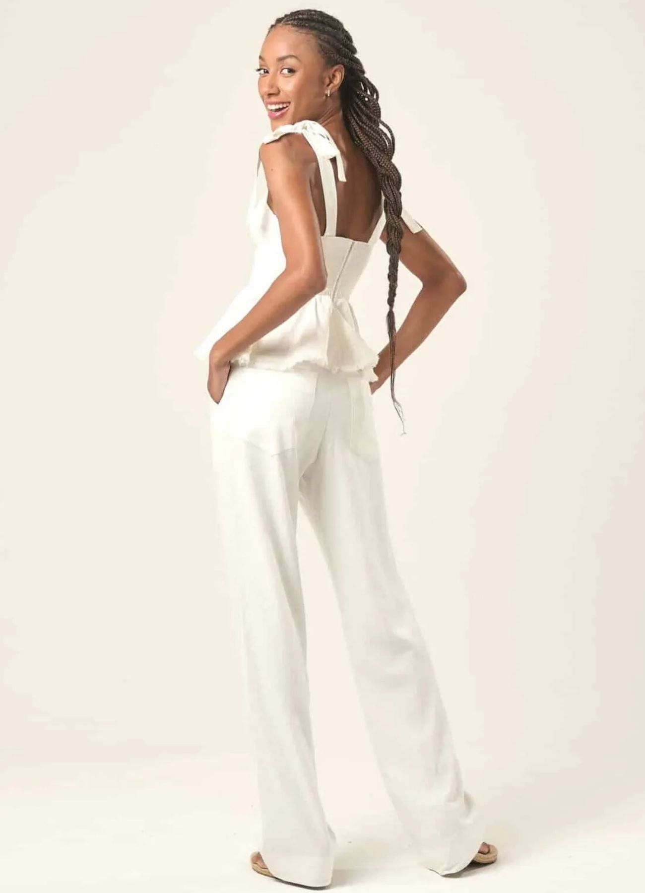 Top de linho off-white Flora