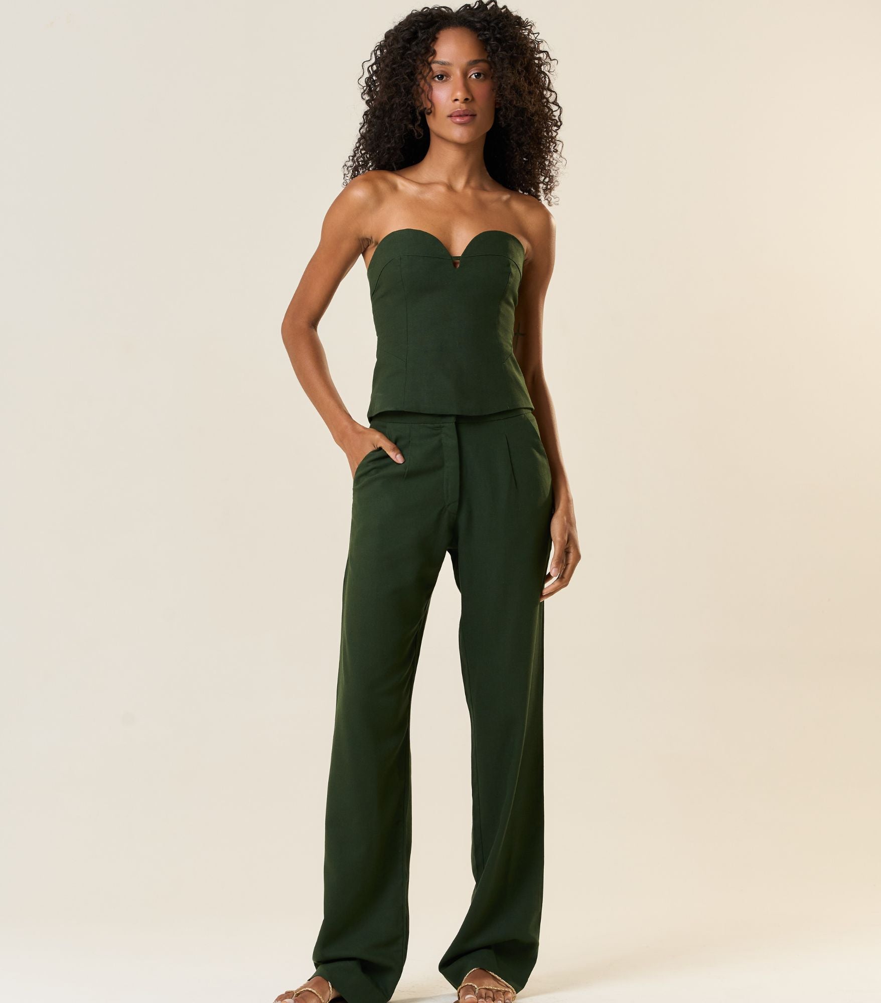 Calça de linho verde-floresta Elisa