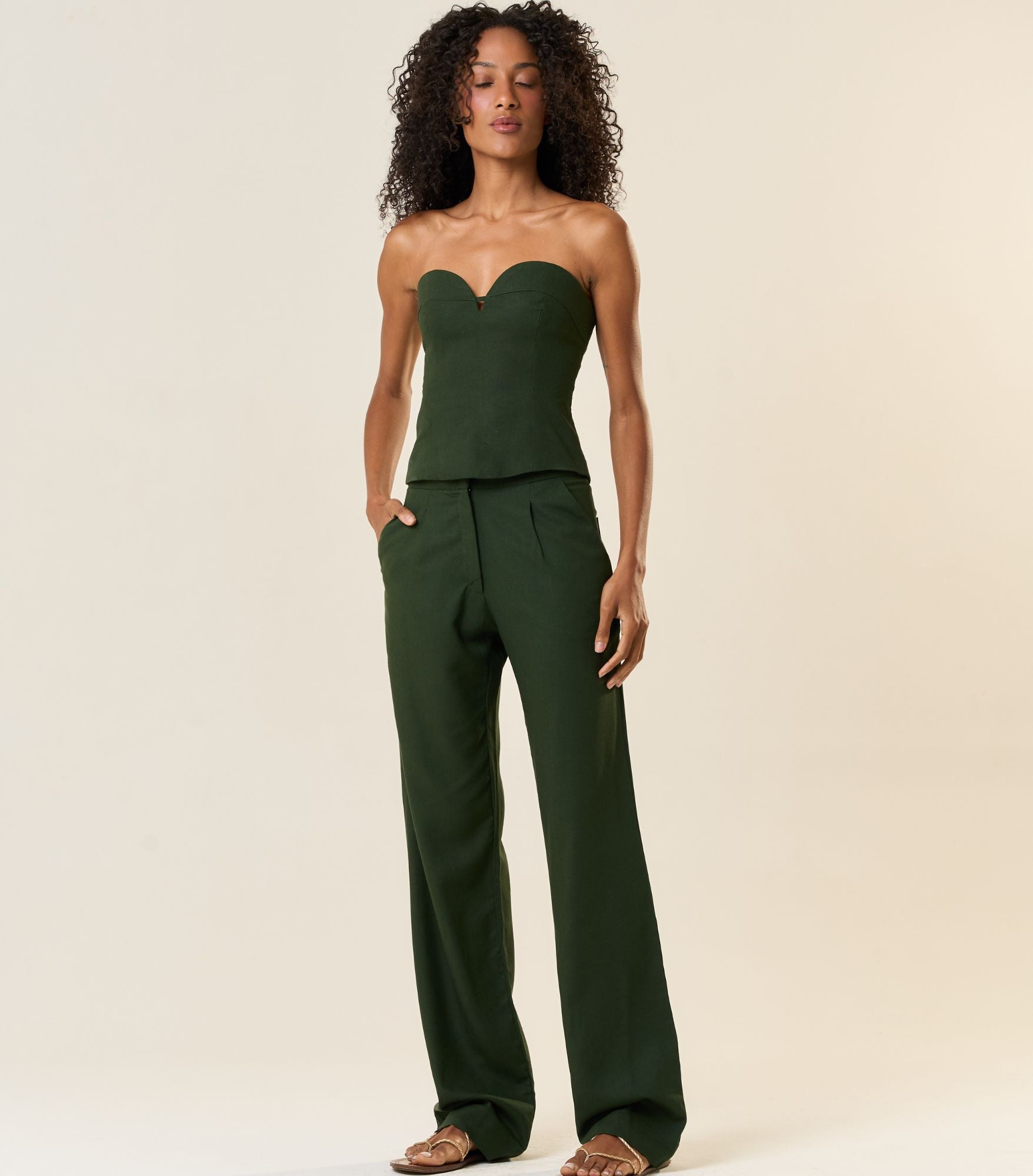 Calça de linho verde-floresta Elisa