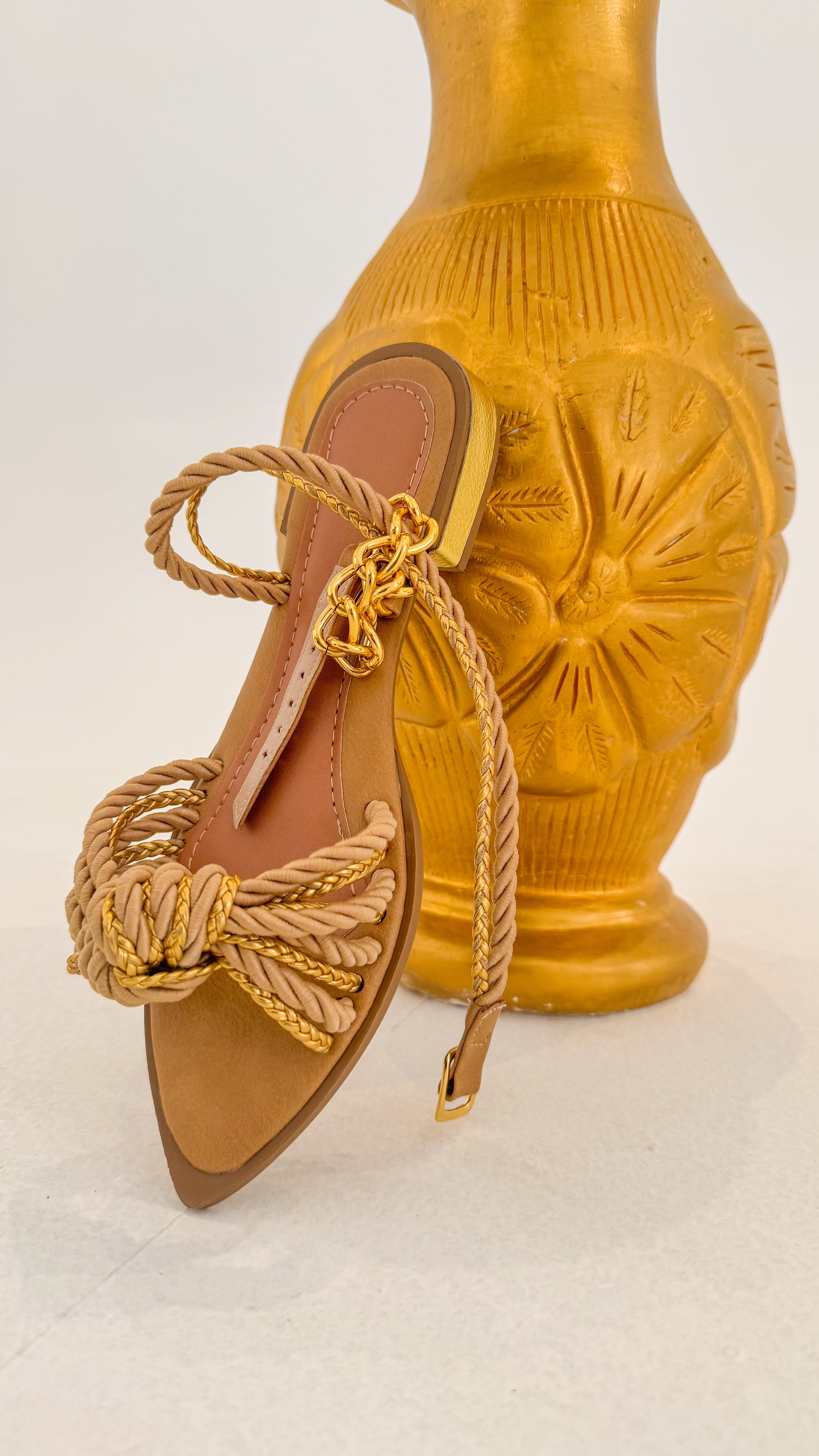 Rasteira Helena Florescer