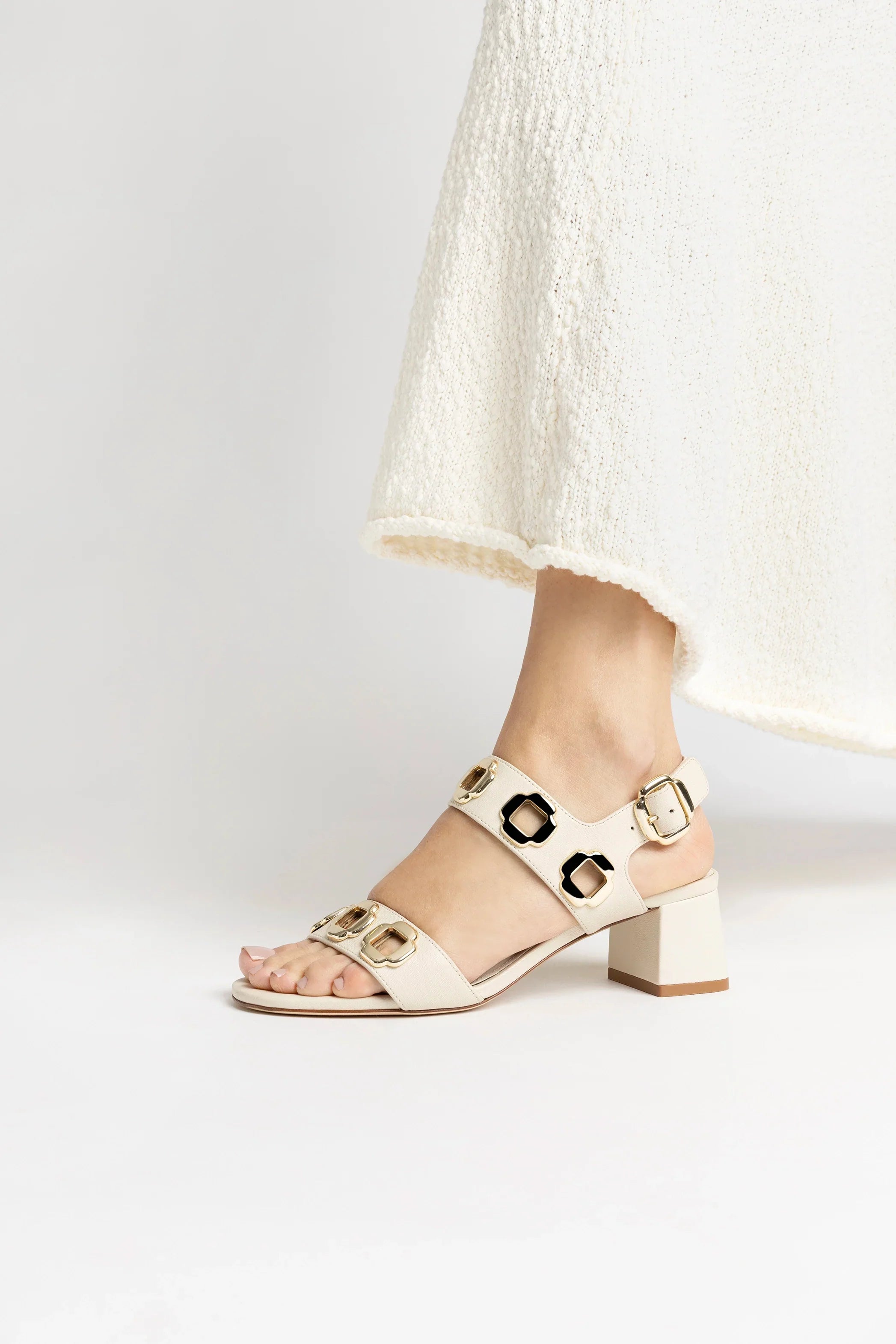 Sandália Milan Couro Off White