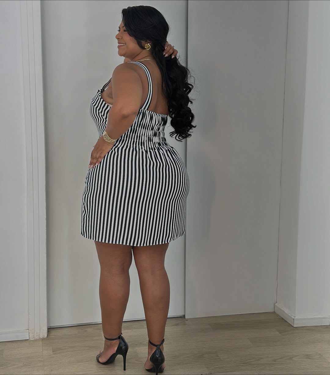 Macaquinho Melissa - envio rápido